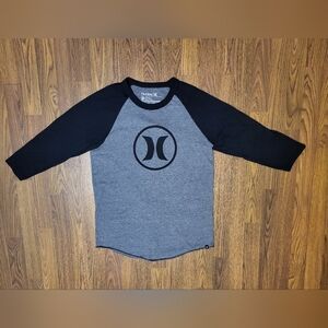 Hurley Men’s Black & Gray ¾ Sleeve Raglan Tee Size Medium C17